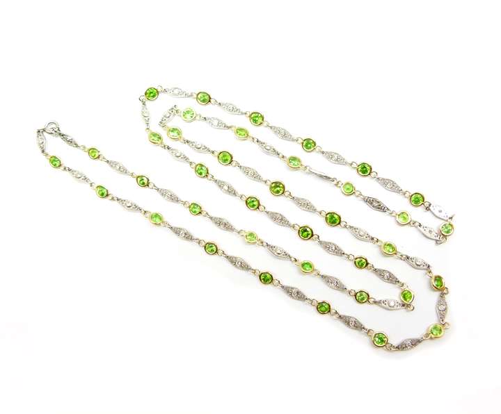 Demantoid garnet and diamond spectacle set chain necklace